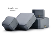 光沢のあるラミネーションの革ギフト用の箱、ロゴと包む注文の宝石類